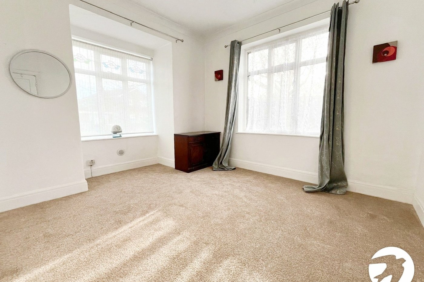 4 bedroom bungalow to rent in Bexley | Robinson Jackson