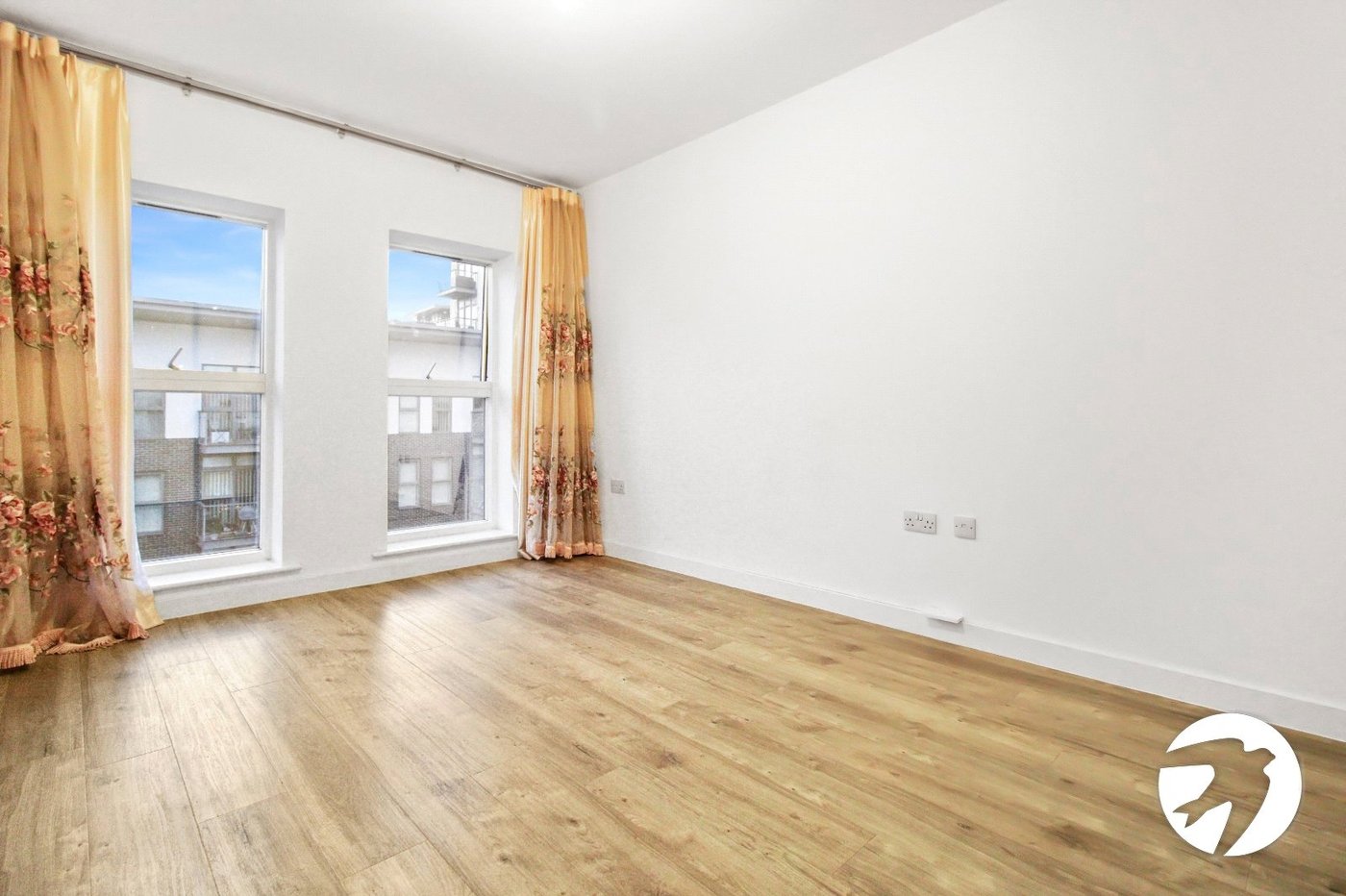 2 bedroom property to rent in Clovelly Place | Robinson Michael & Jackson