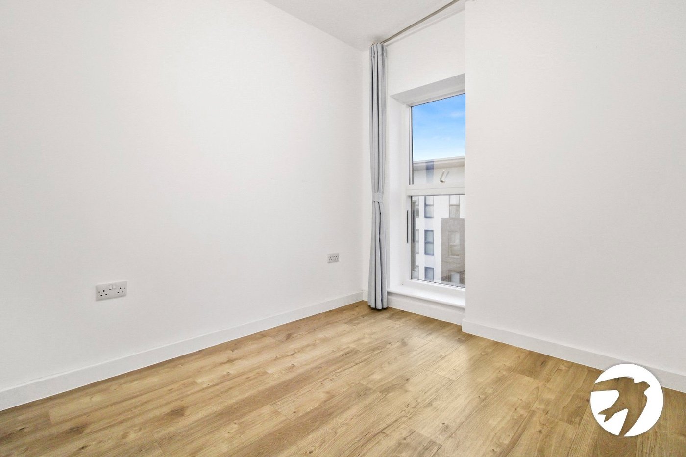 2 bedroom property to rent in Clovelly Place | Robinson Michael & Jackson