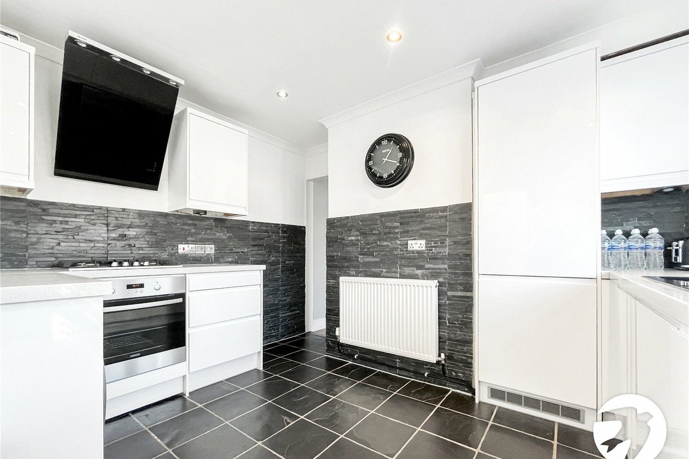 4 bedroom house to rent in Chatham | Robinson Michael & Jackson