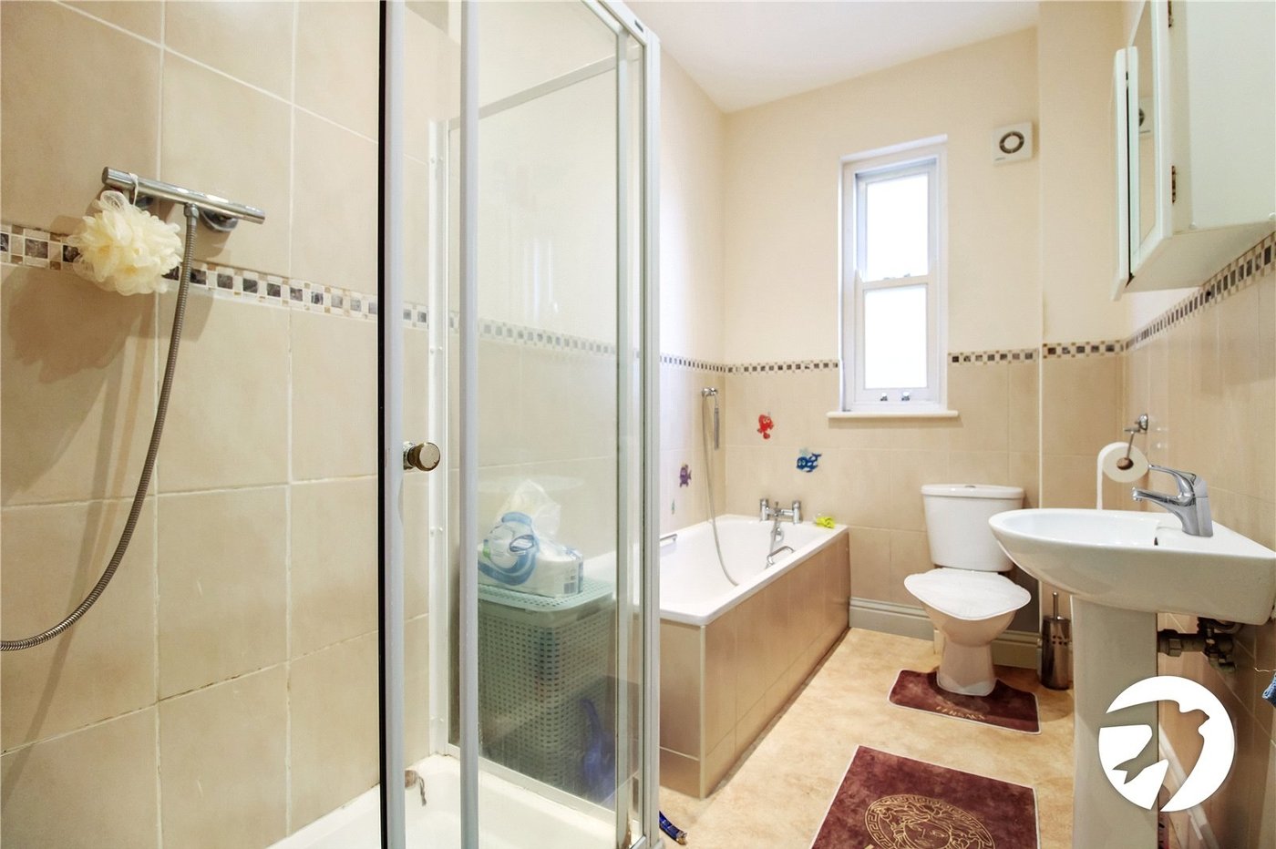 2 bedroom property to rent in Gravesend | Robinson Michael & Jackson