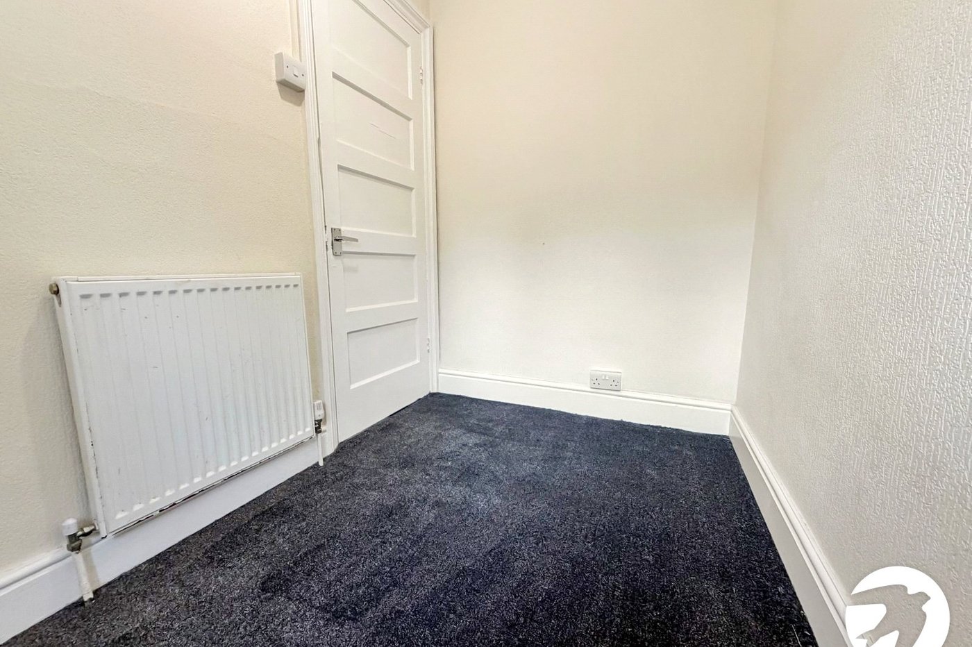 3 bedroom house to rent in Rochester | Robinson Michael & Jackson