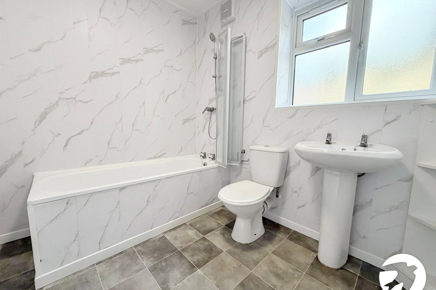 3 bedroom house to rent in Rochester | Robinson Michael & Jackson