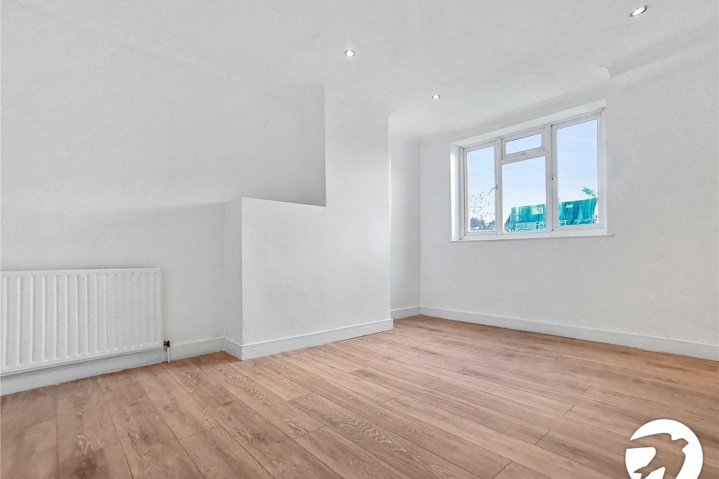 2 bedroom property to rent in Dartford | Robinson Jackson