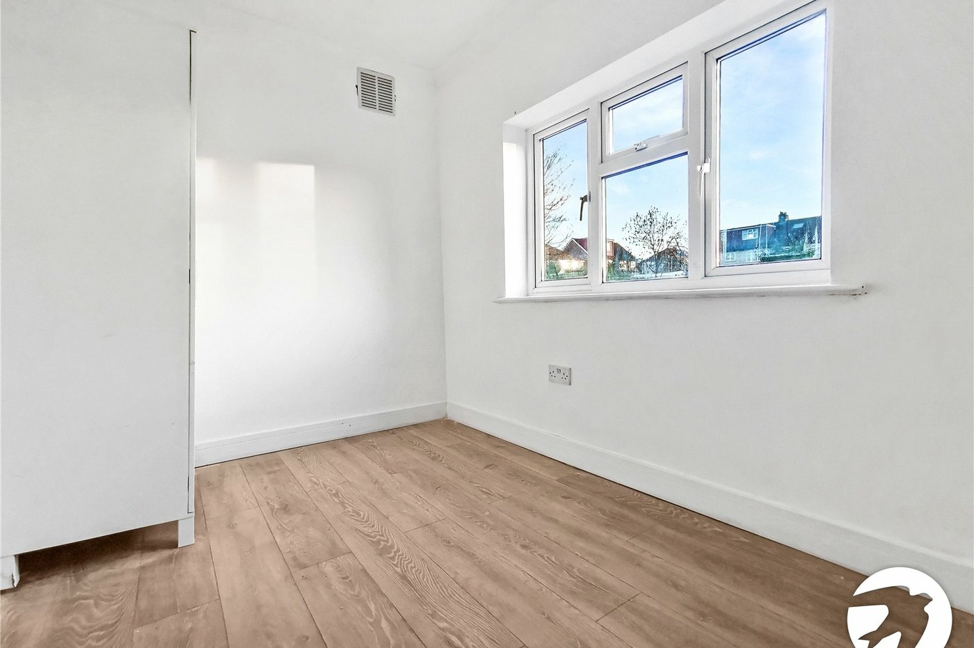2 bedroom property to rent in Dartford | Robinson Jackson