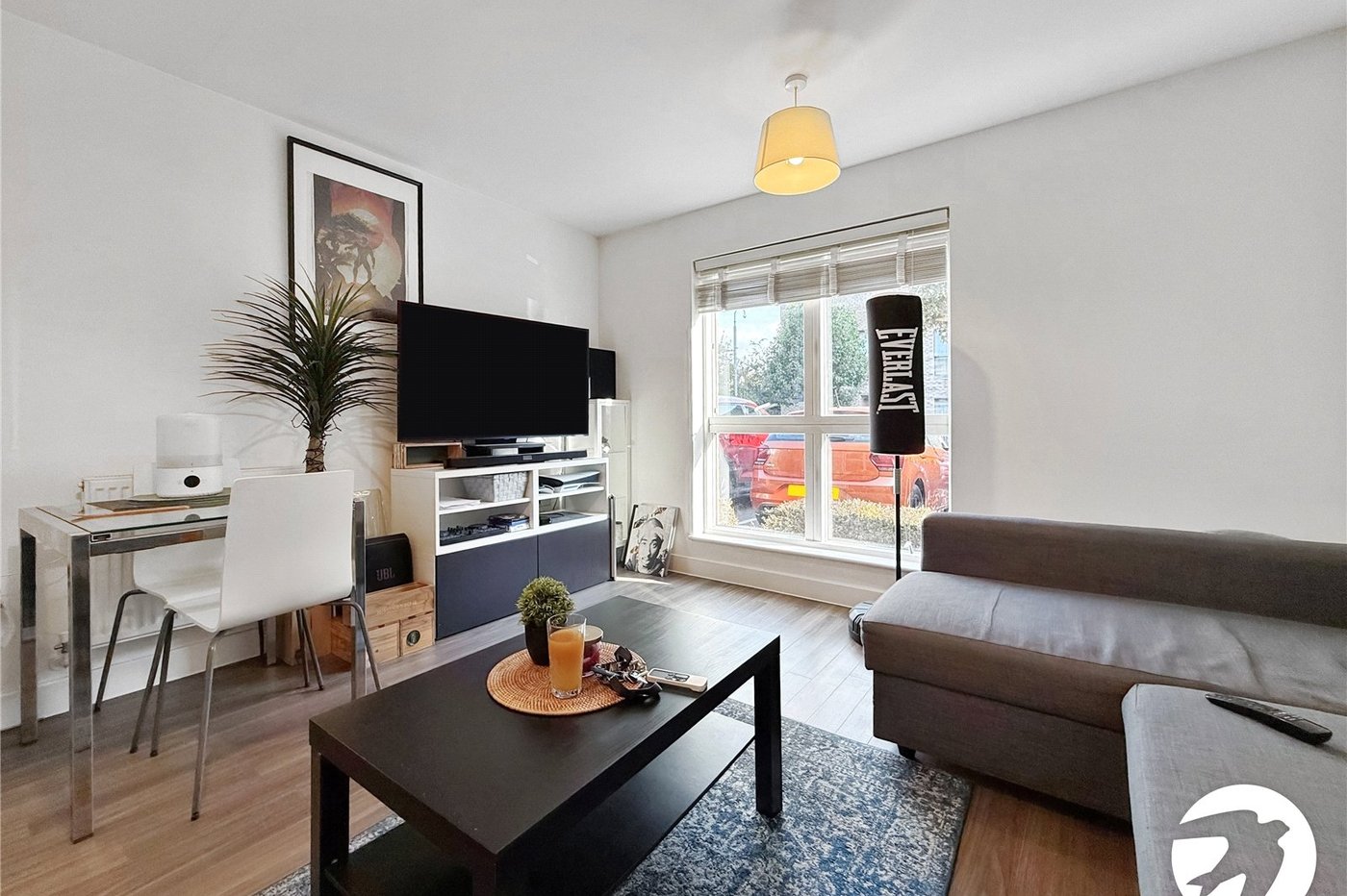 1 bedroom property to rent in Adenmore Road | Robinson Jackson