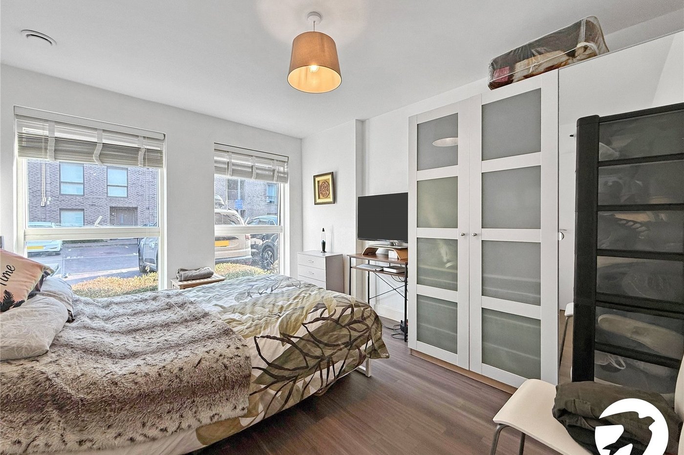 1 bedroom property to rent in Adenmore Road | Robinson Jackson