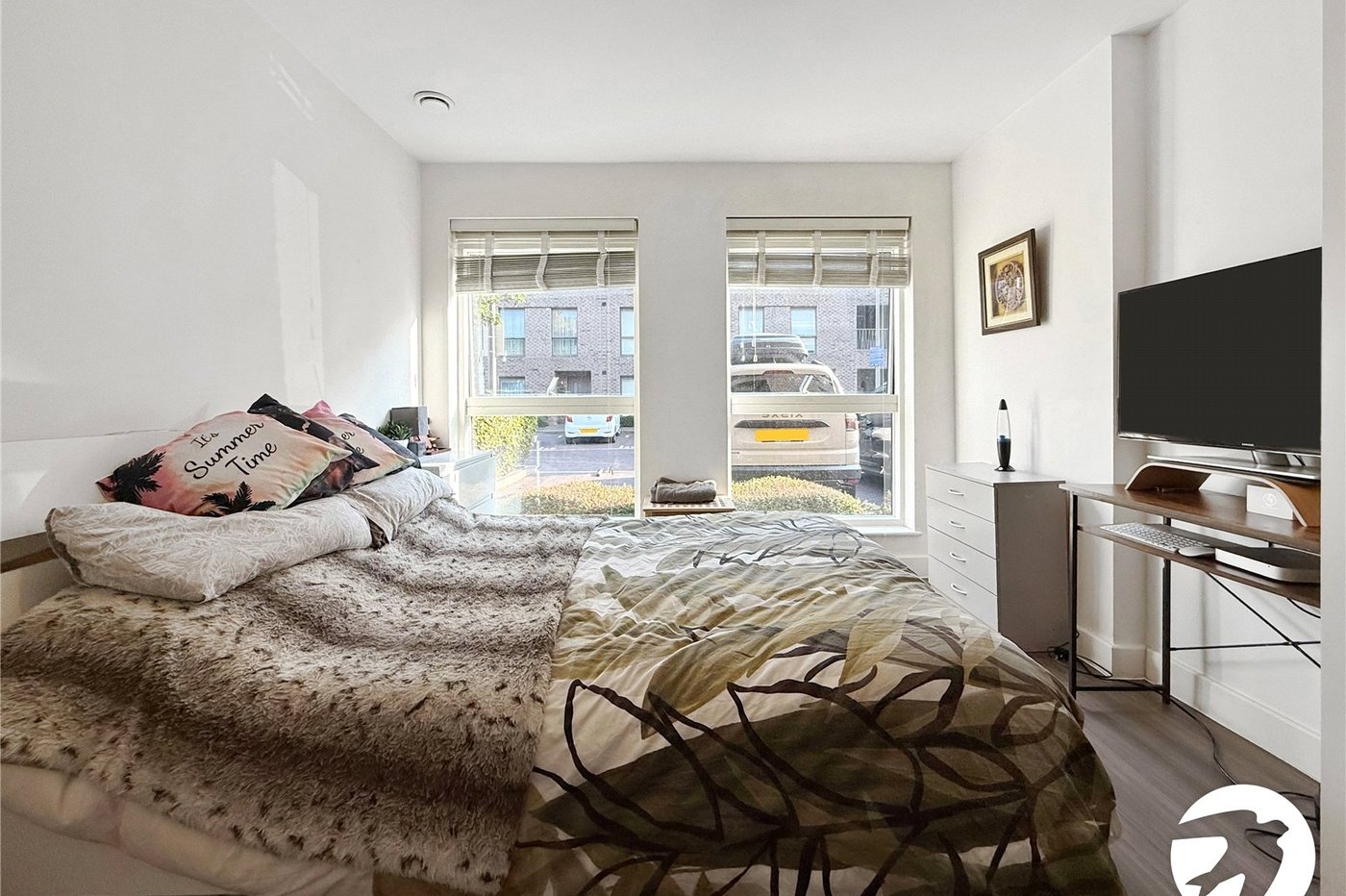 1 bedroom property to rent in Adenmore Road | Robinson Jackson