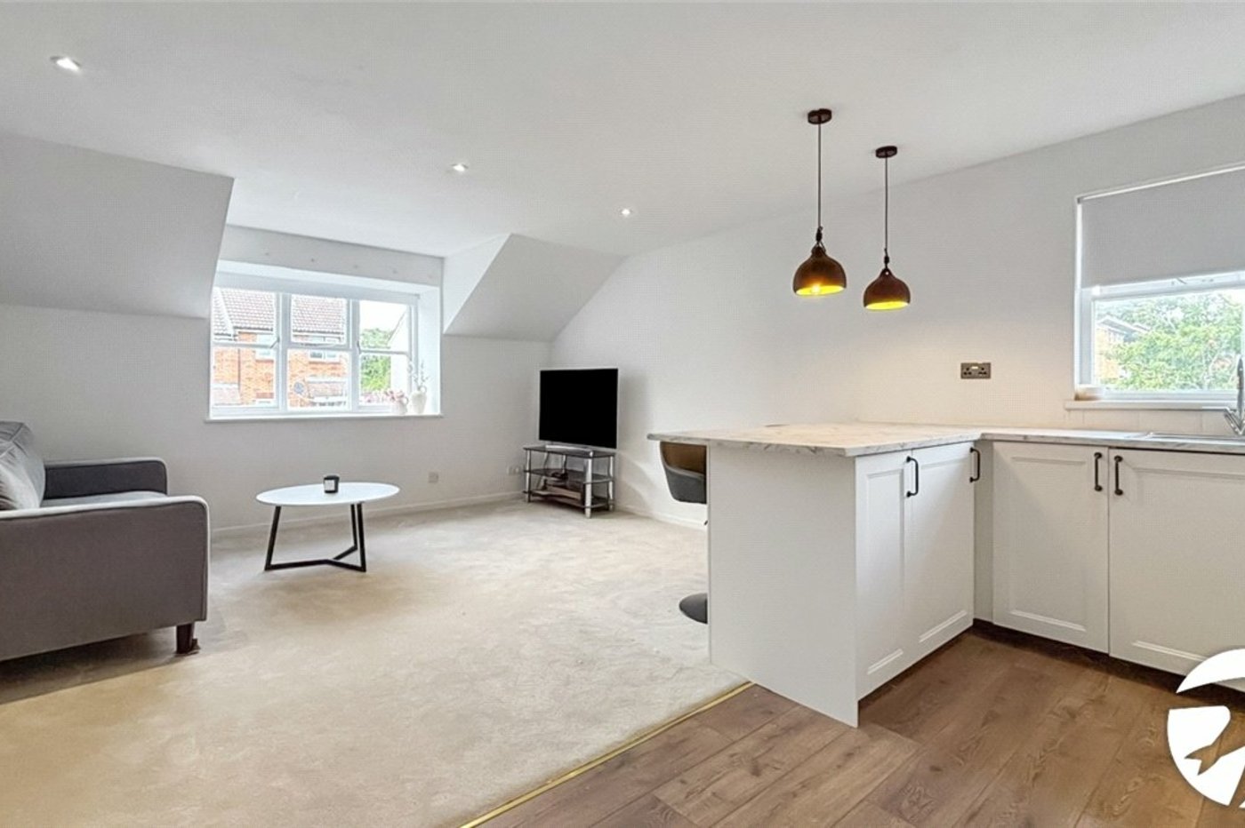 2 bedroom property to rent in Orpington | Robinson Jackson