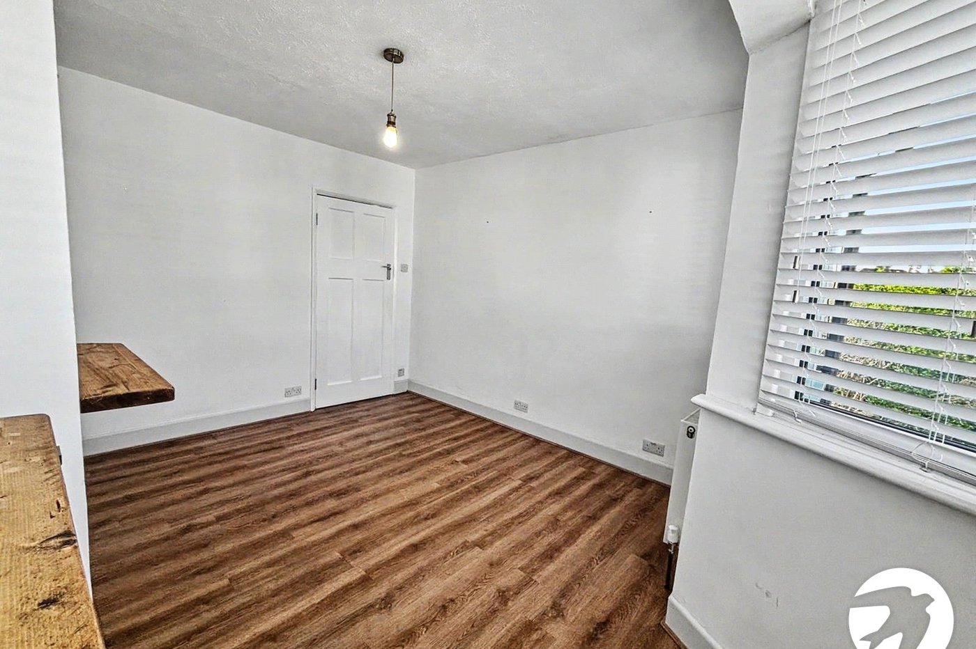 2 bedroom property to rent in Dartford | Robinson Jackson