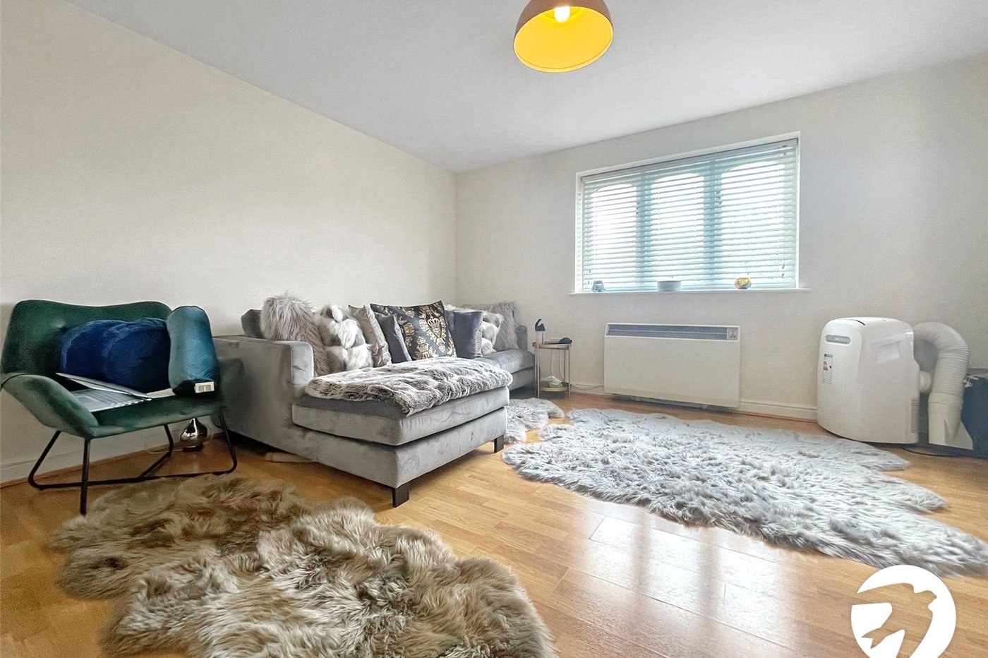 2 bedroom property to rent in Dartford | Robinson Jackson