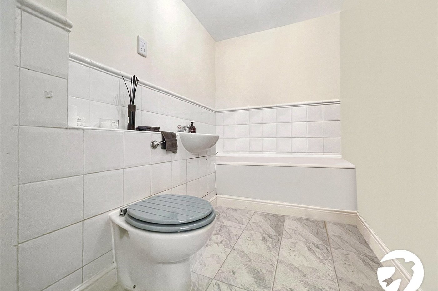 2 bedroom property to rent in Dartford | Robinson Jackson