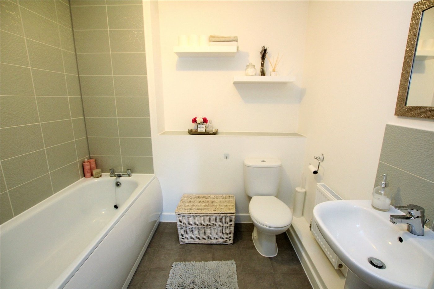 2 bedroom property to rent in Dartford | Robinson Jackson