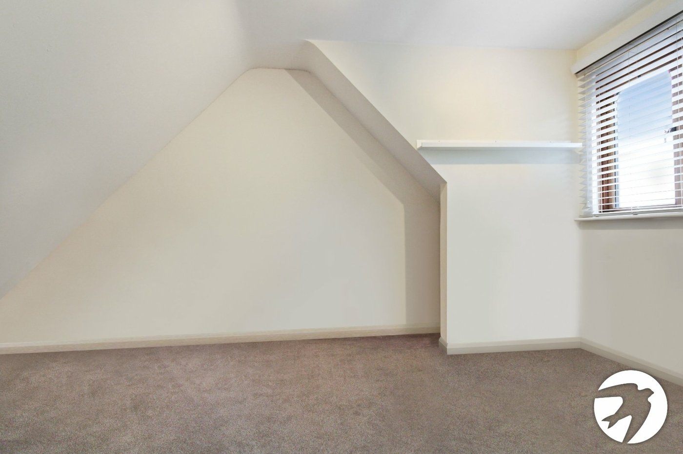 5 bedroom house to rent in Greenhithe | Robinson Michael & Jackson