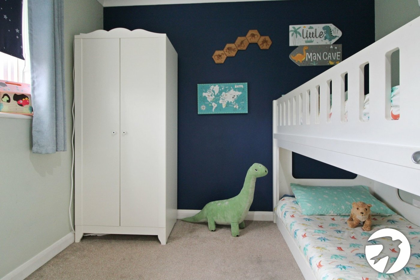 5 bedroom house to rent in Greenhithe | Robinson Michael & Jackson