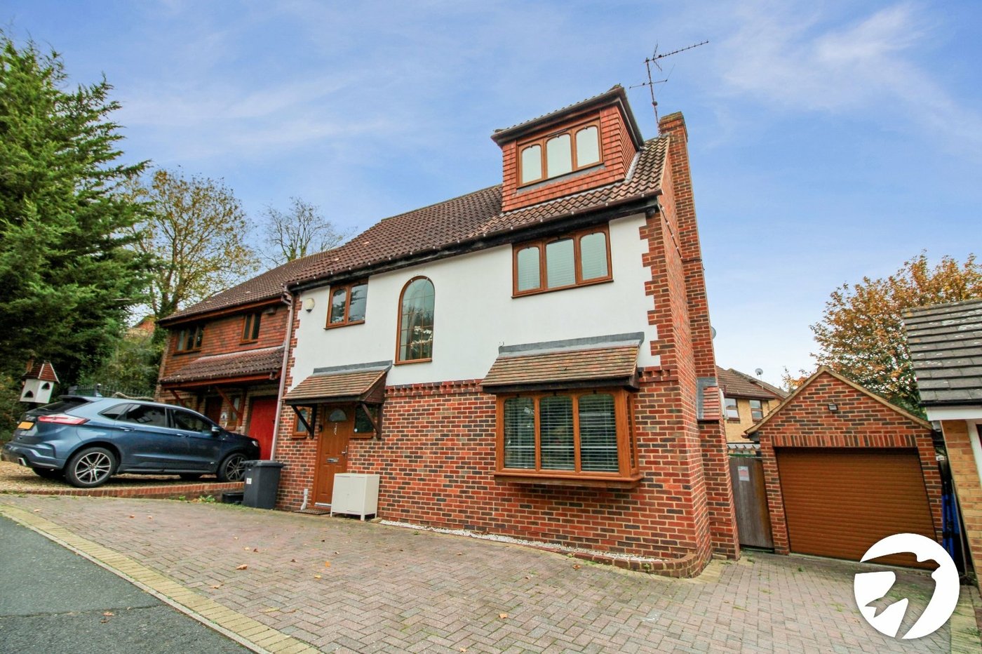 5 bedroom house to rent in Greenhithe | Robinson Michael & Jackson