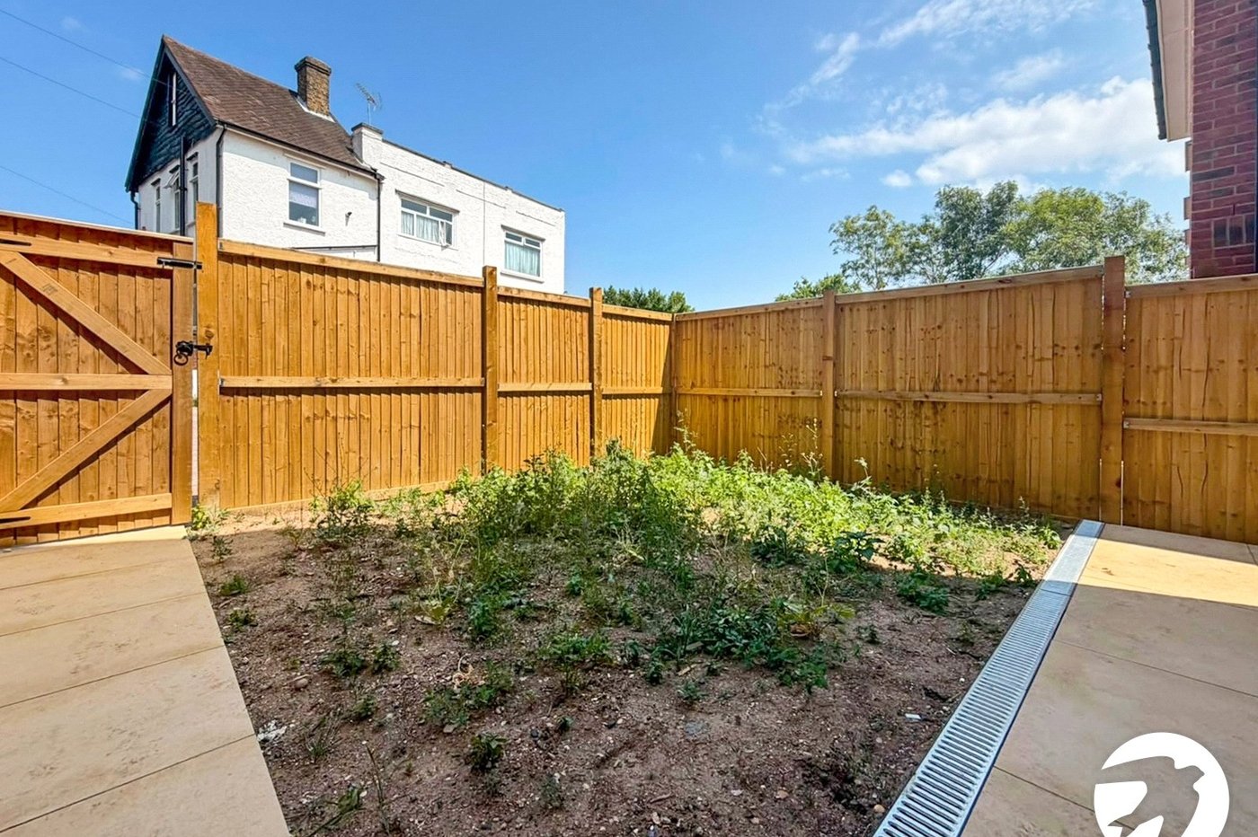 3 bedroom house to rent in London | 