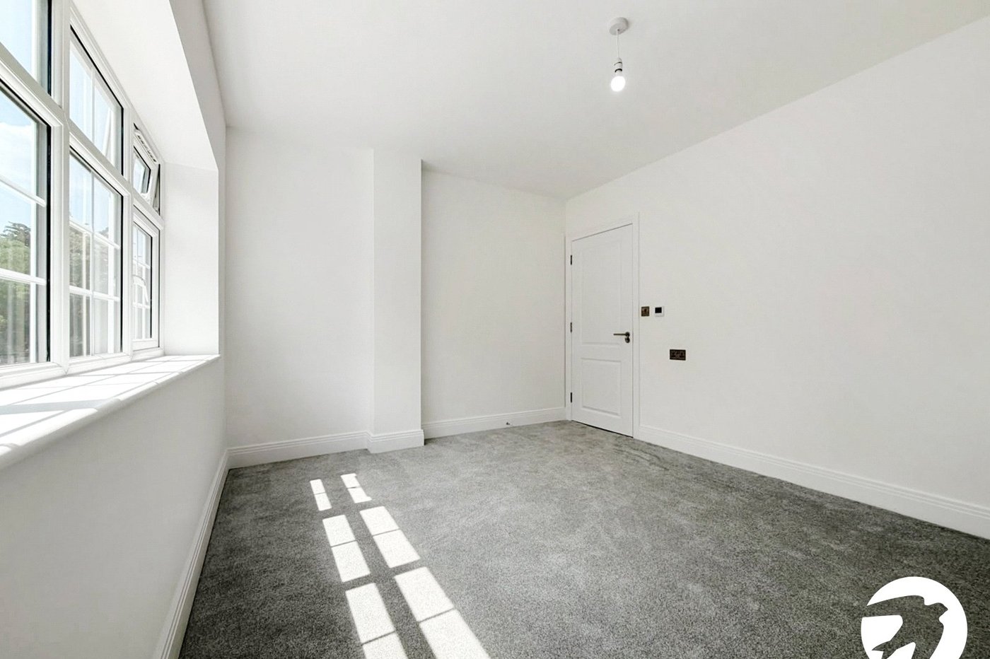 2 bedroom property to rent in London | 