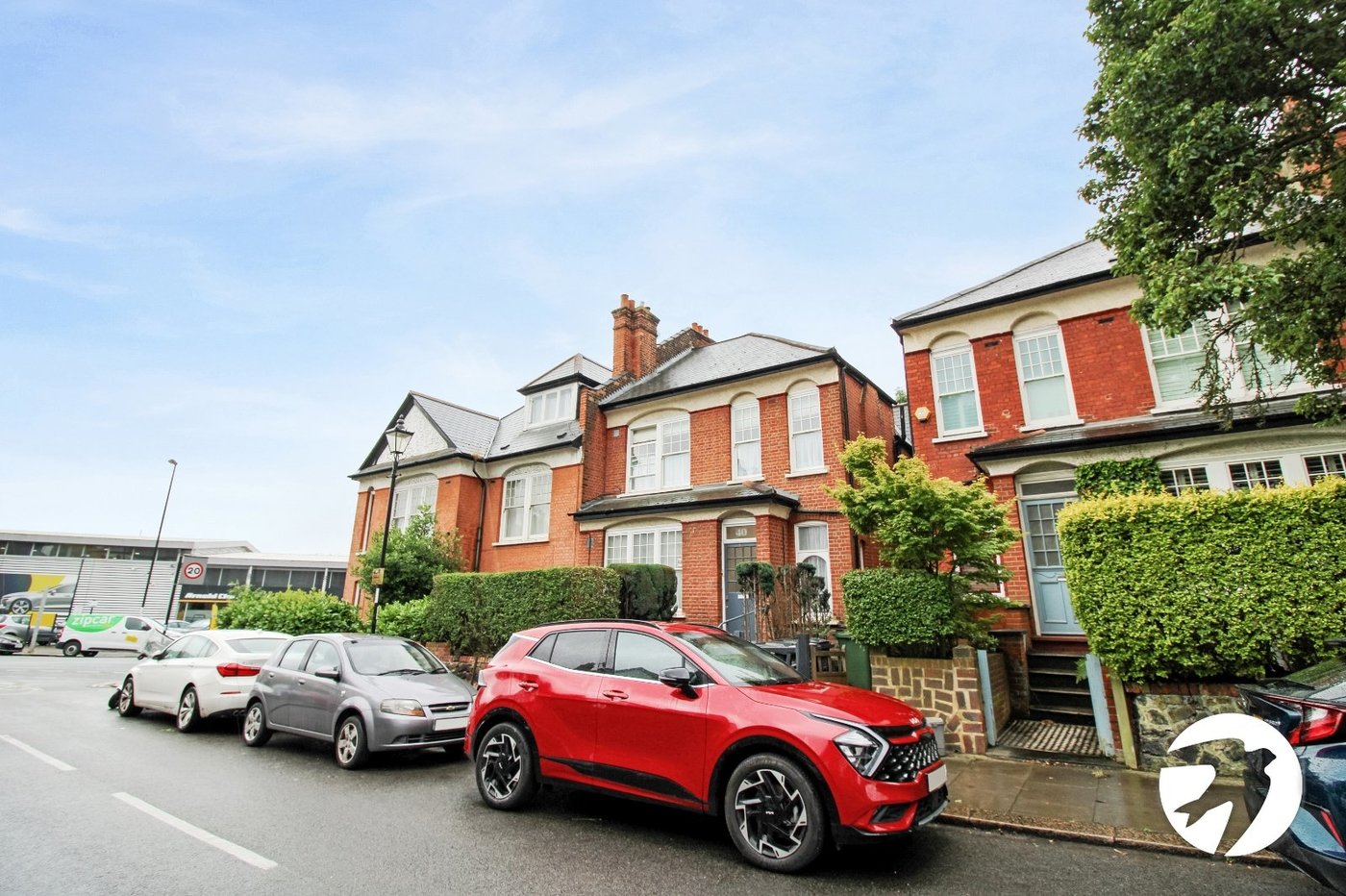 2 bedroom property to rent in London | Robinson Jackson