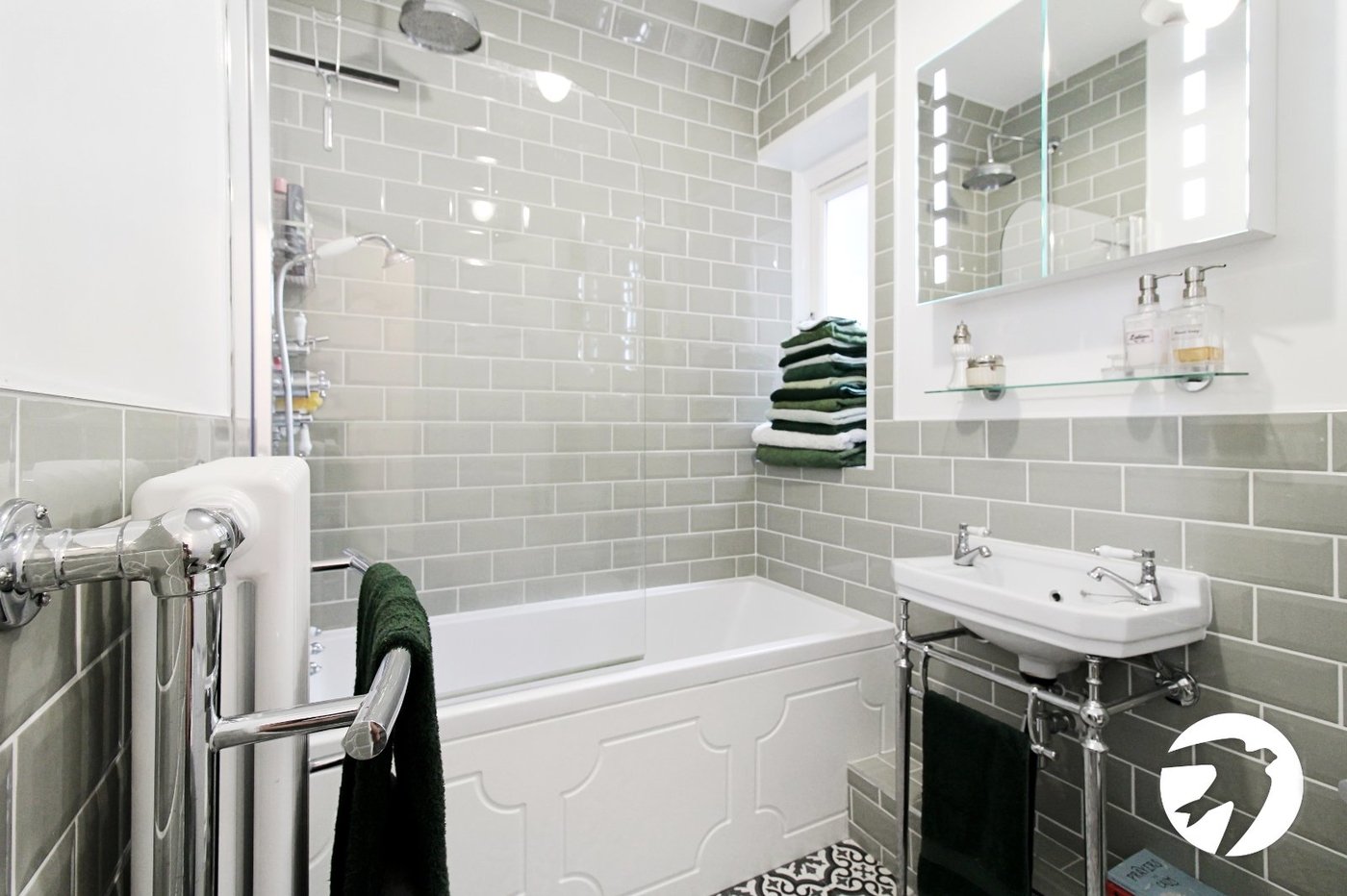 2 bedroom property to rent in London | Robinson Jackson