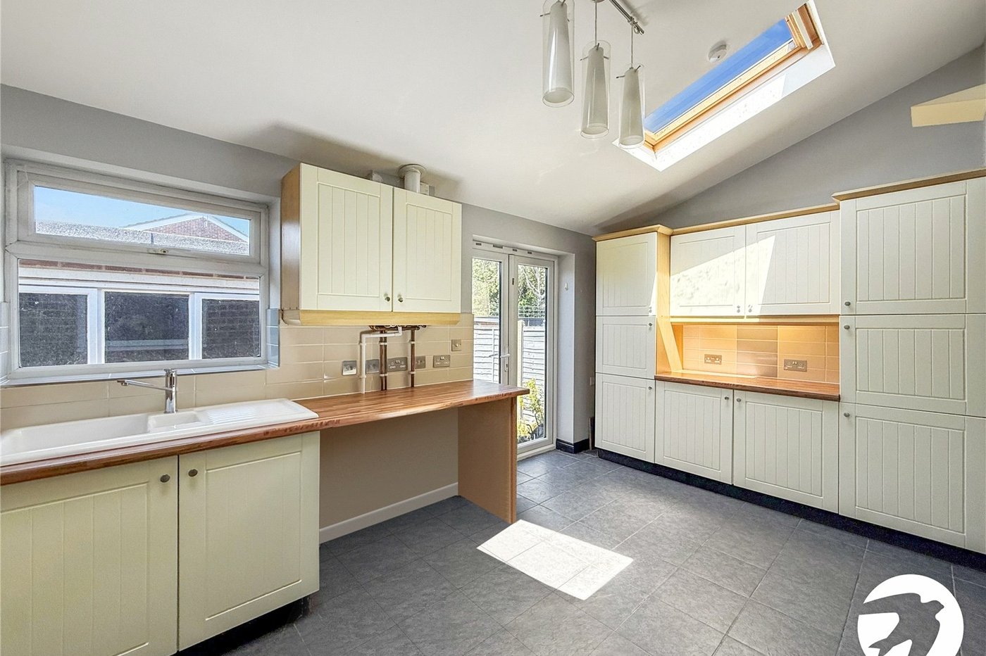 3 bedroom house to rent in Sittingbourne | Robinson Michael & Jackson