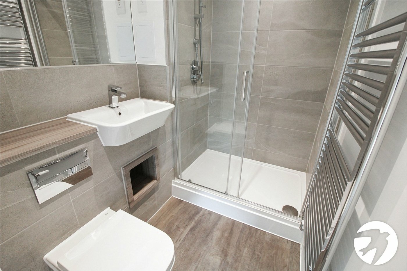 2 bedroom property to rent in Western Cross | Robinson Michael & Jackson