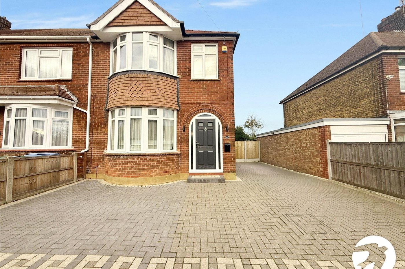3 bedroom house to rent in Sittingbourne | Robinson Michael & Jackson