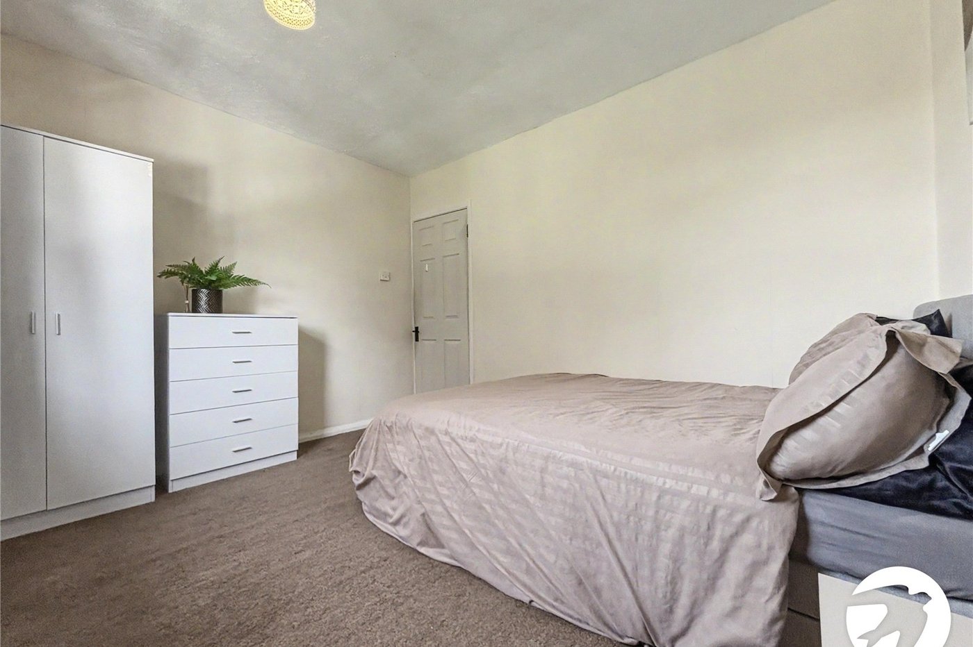 3 bedroom house to rent in Chatham | Robinson Michael & Jackson