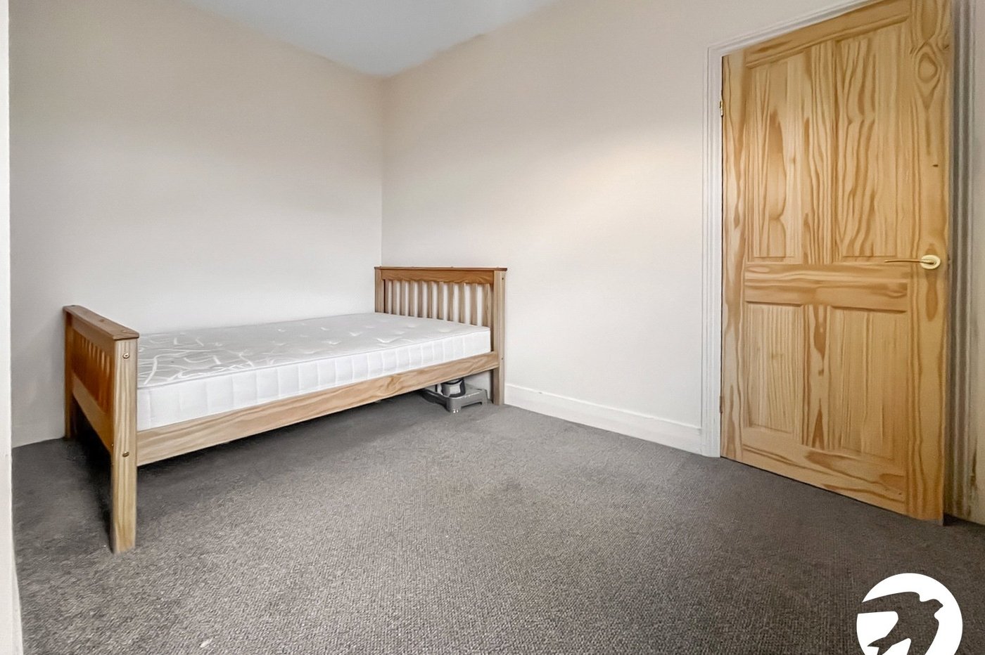 3 bedroom house to rent in Belvedere | Robinson Jackson