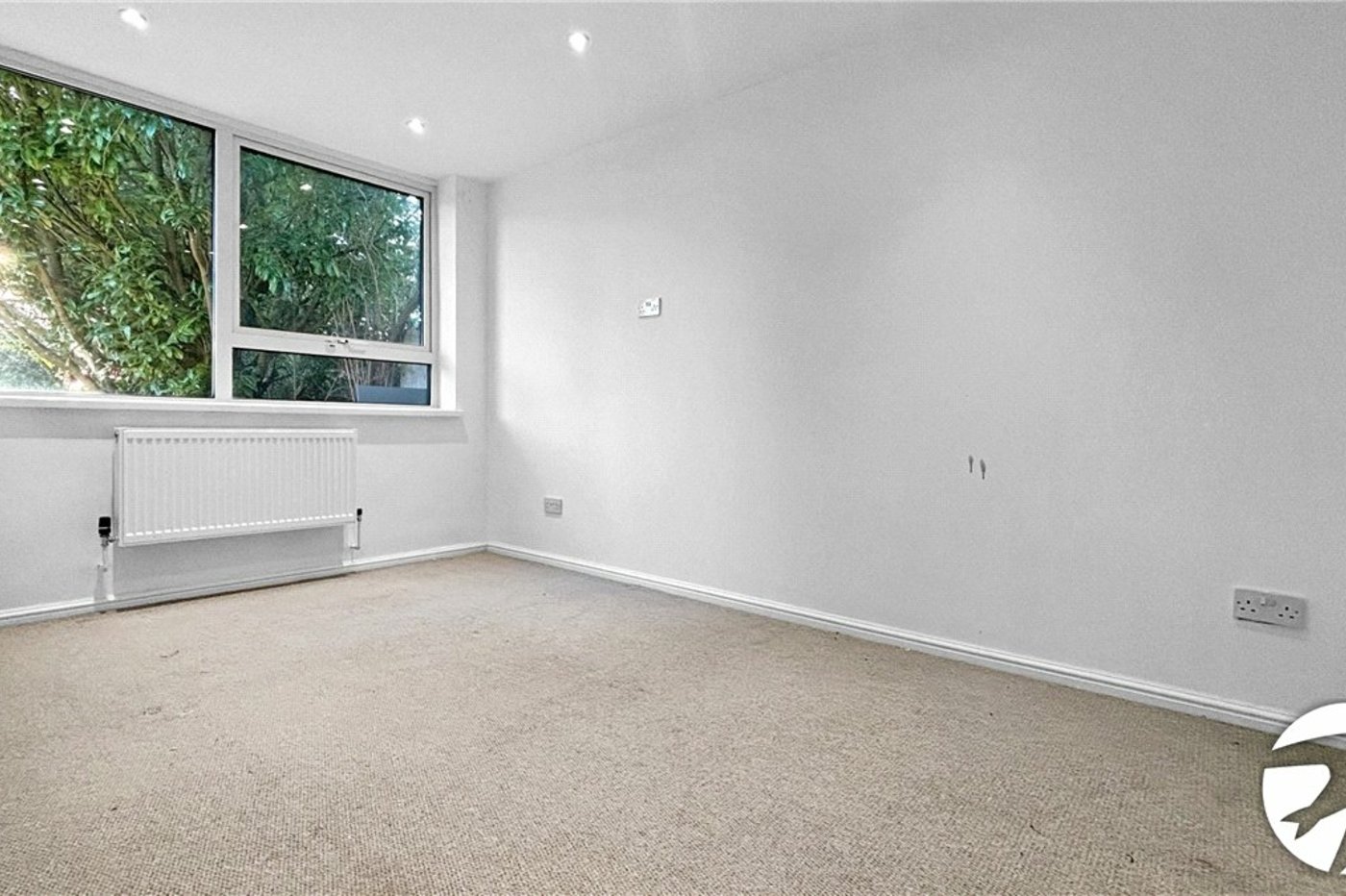 4 bedroom house to rent in Orpington | Robinson Jackson