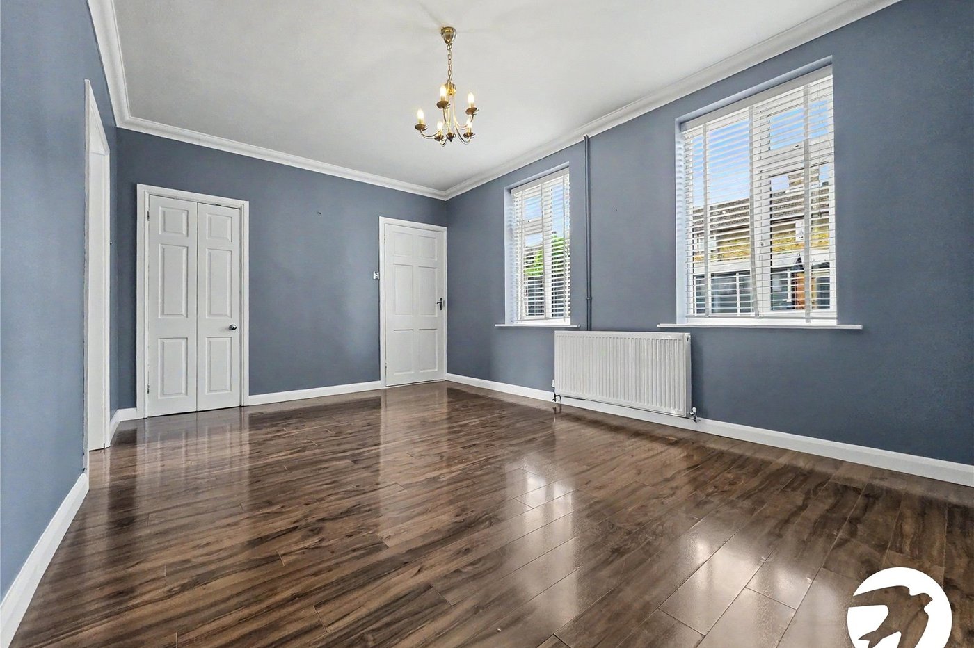 3 bedroom house to rent in London | Robinson Jackson