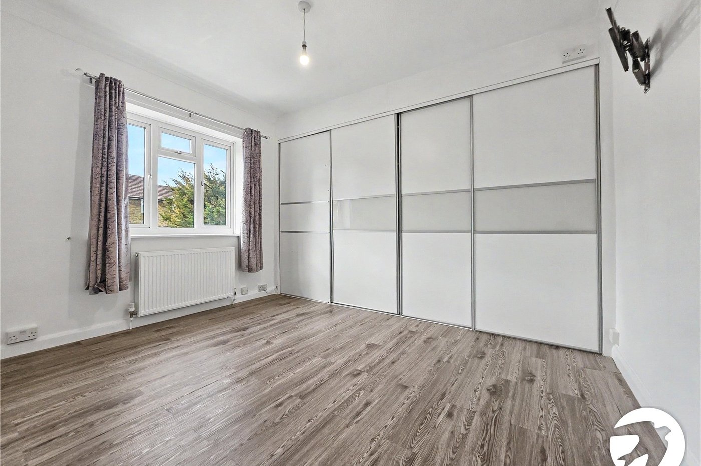 3 bedroom house to rent in London | Robinson Jackson