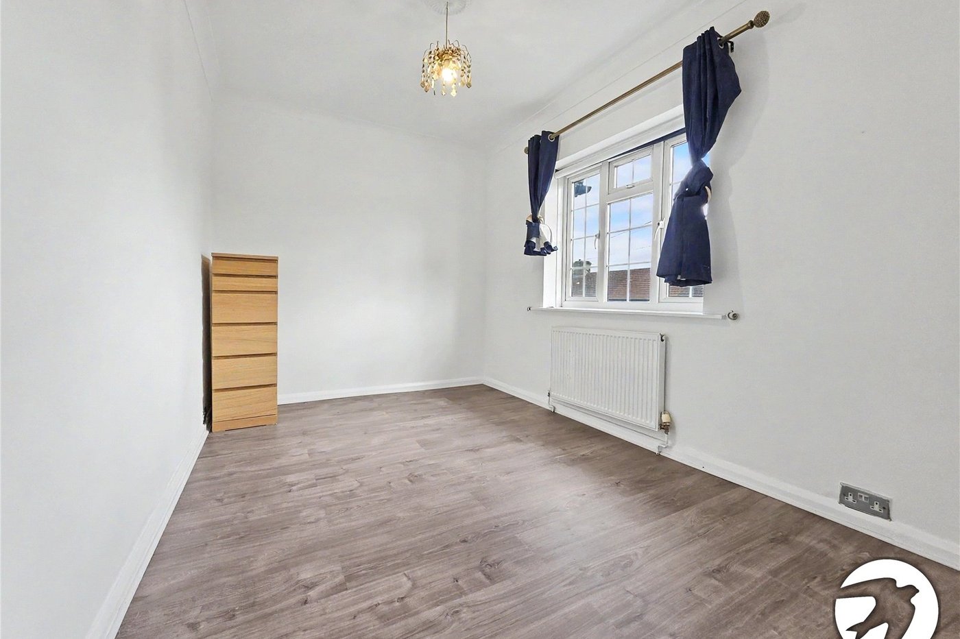 3 bedroom house to rent in London | Robinson Jackson