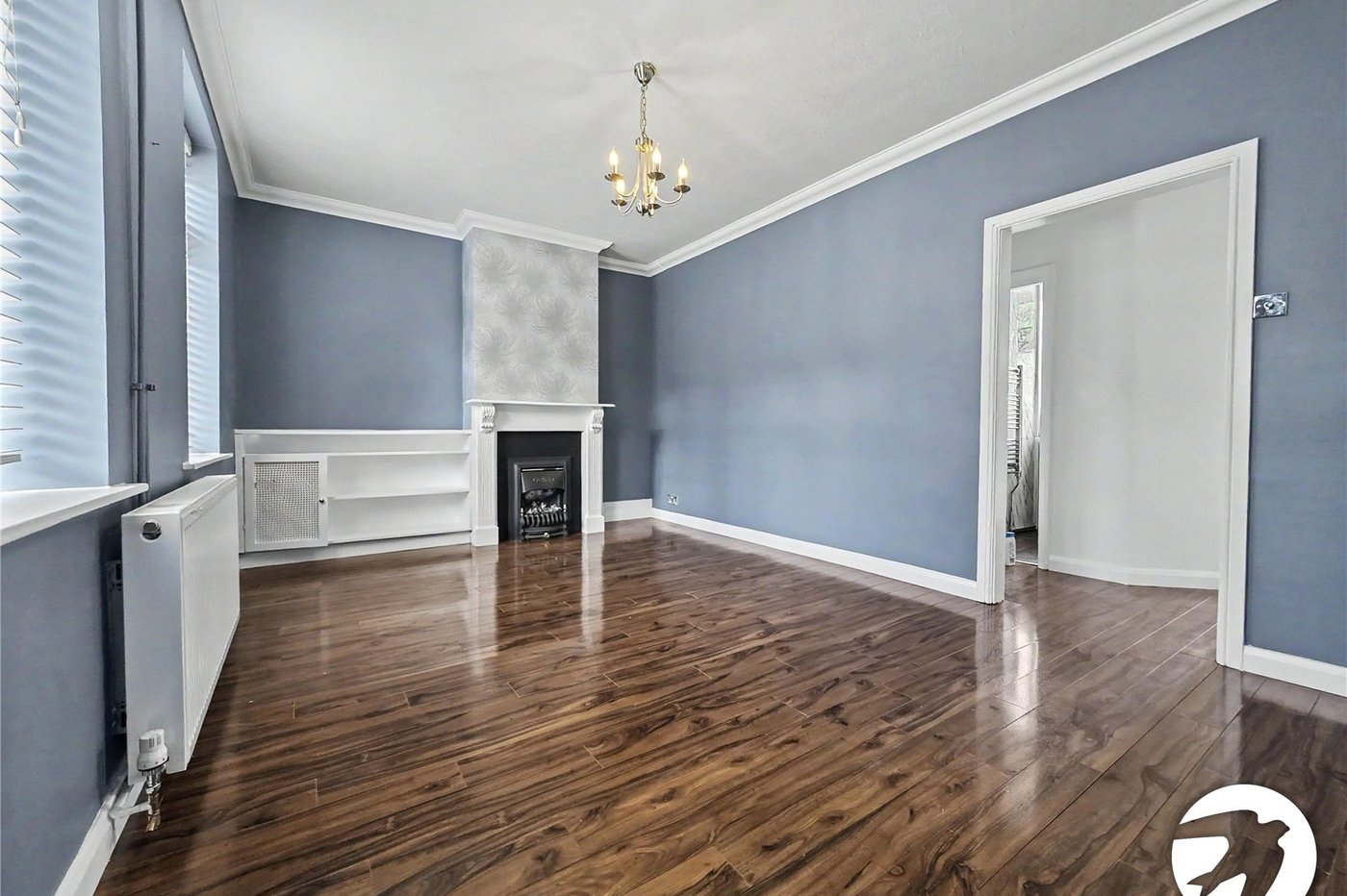 3 bedroom house to rent in London | Robinson Jackson