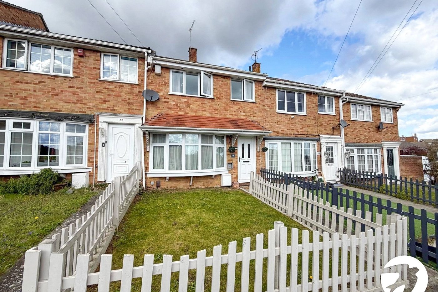 3 bedroom house to rent in Rochester | Robinson Michael & Jackson