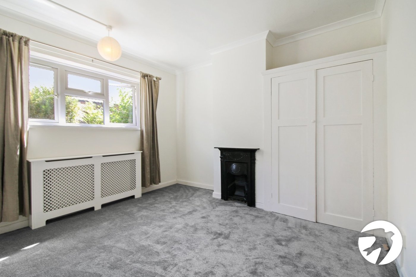 2 bedroom property to rent in London | Robinson Jackson