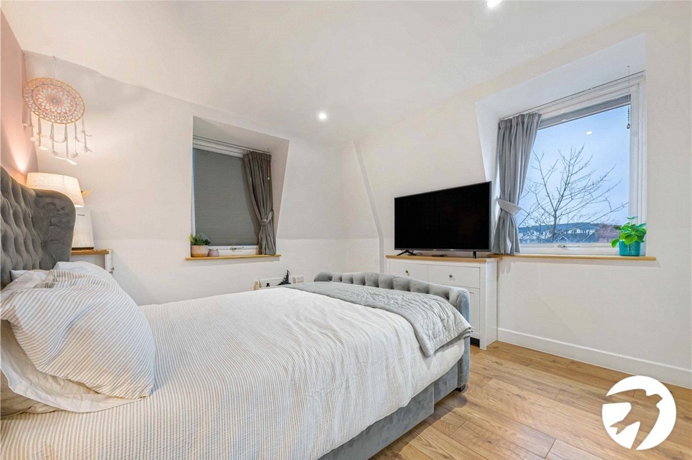 2 bedroom property to rent in Orpington | Robinson Jackson