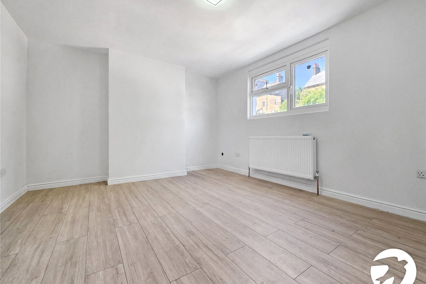 4 bedroom house to rent in London | Robinson Jackson