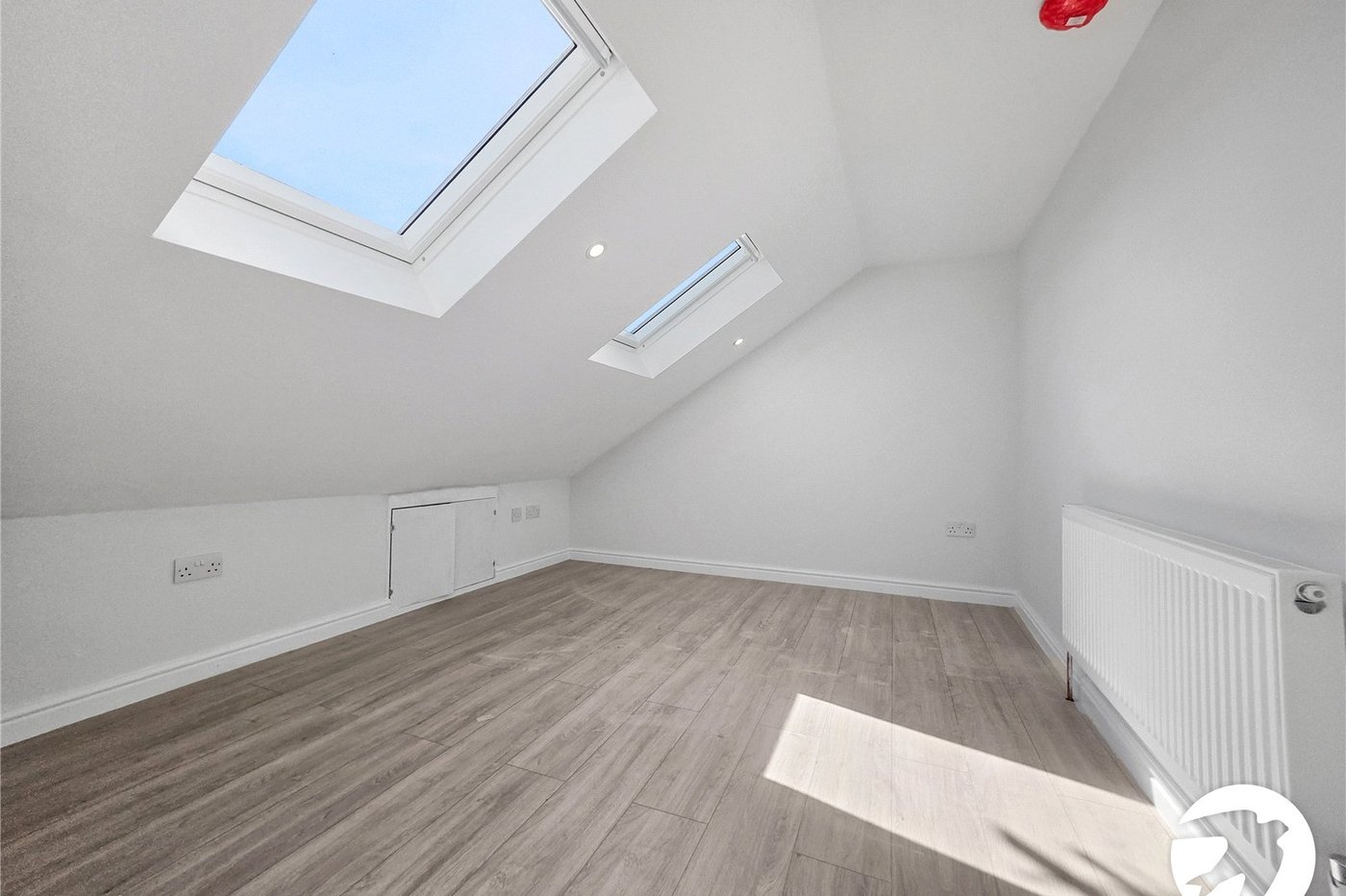 4 bedroom house to rent in London | Robinson Jackson