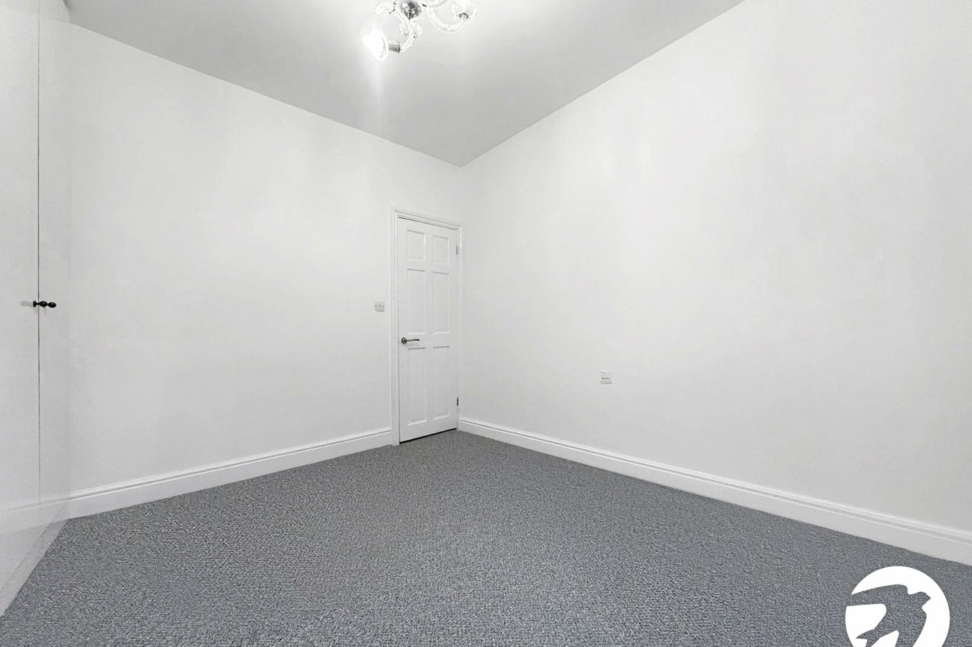 2 bedroom property to rent in London | 