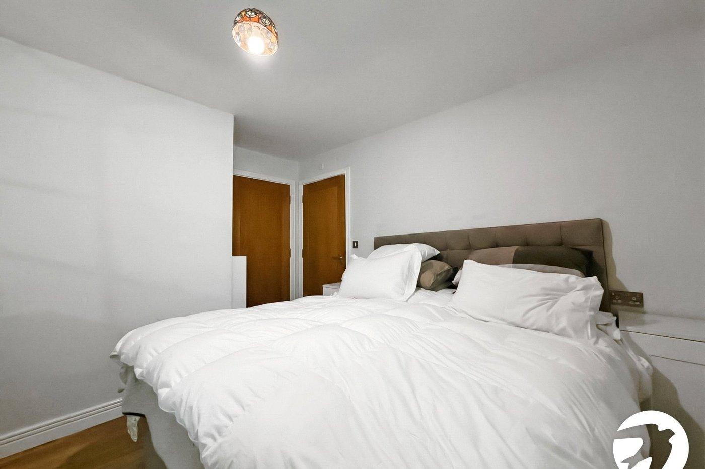 2 bedroom property to rent in London | 