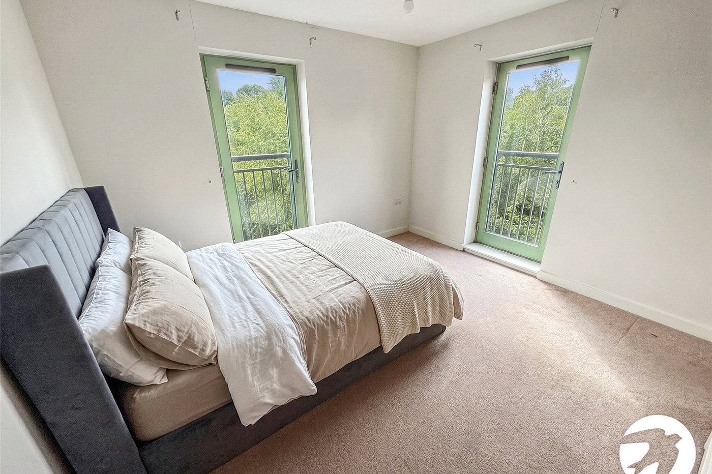 2 bedroom property to rent in South Darenth | Robinson Jackson
