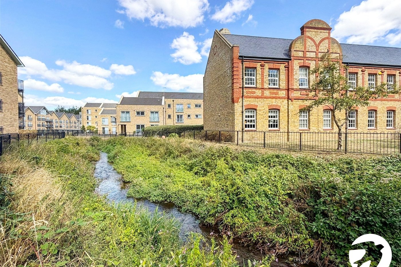 2 bedroom property to rent in South Darenth | Robinson Jackson