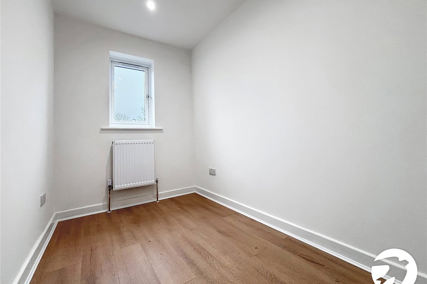 2 bedroom house to rent in London | Robinson Jackson