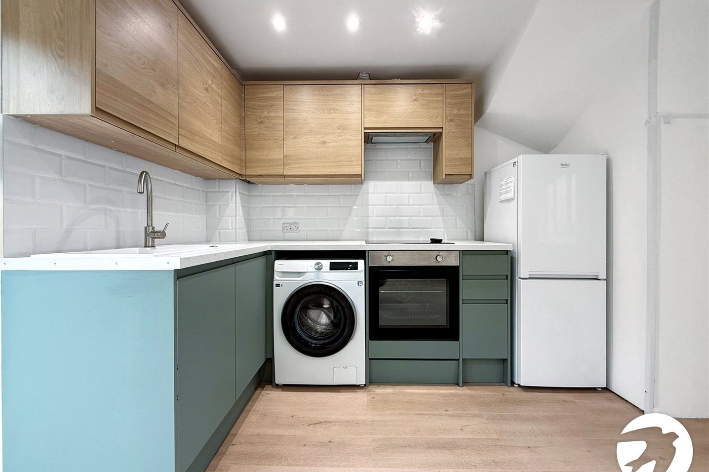 2 bedroom house to rent in London | Robinson Jackson