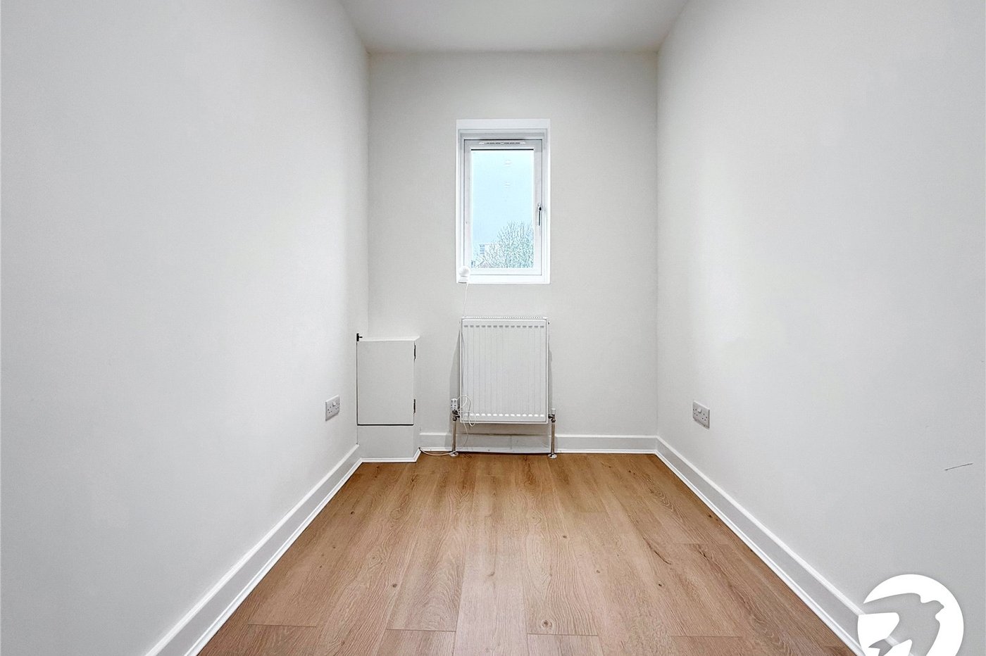 2 bedroom house to rent in London | Robinson Jackson