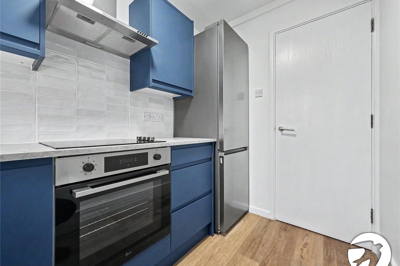 3 bedroom house to rent in London | Robinson Jackson