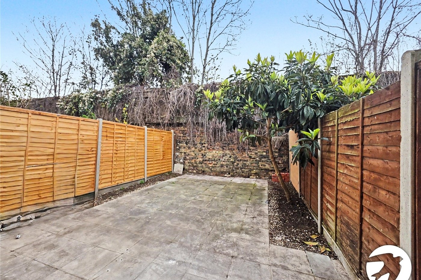 3 bedroom house to rent in London | Robinson Jackson