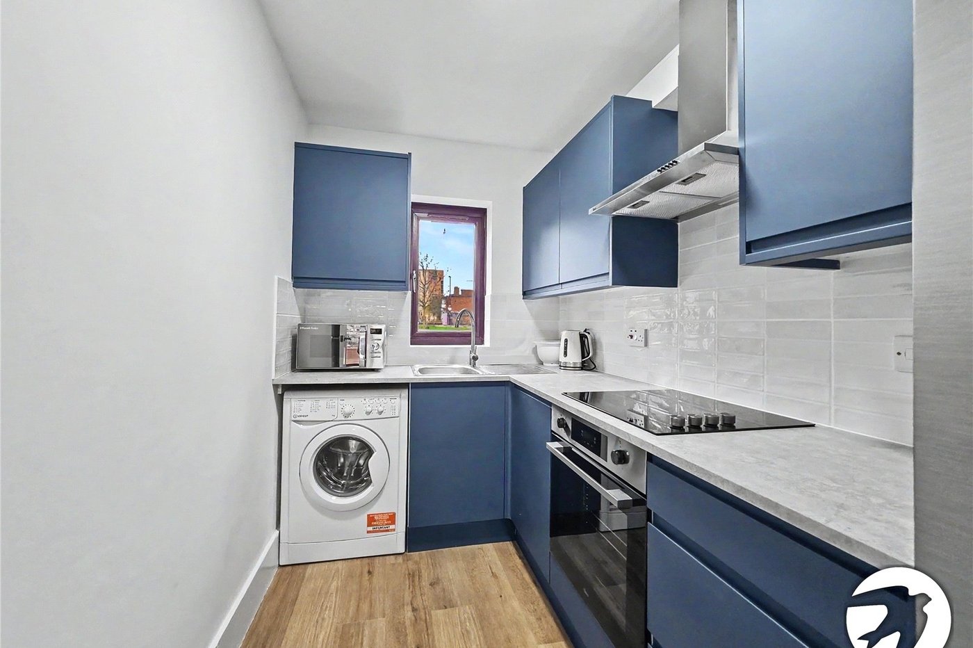 3 bedroom house to rent in London | Robinson Jackson