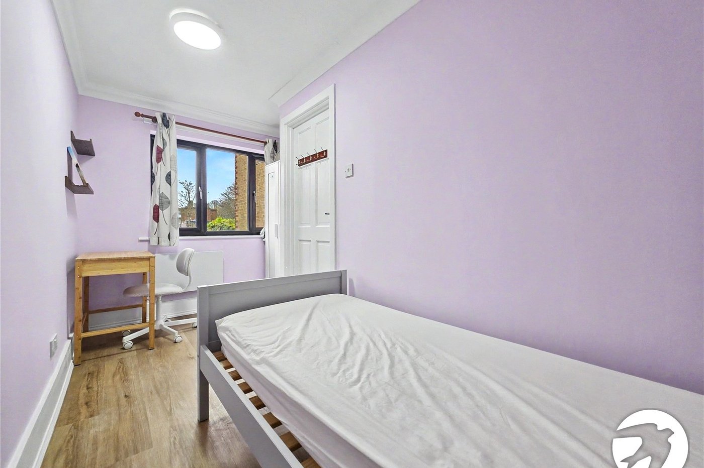 3 bedroom house to rent in London | Robinson Jackson